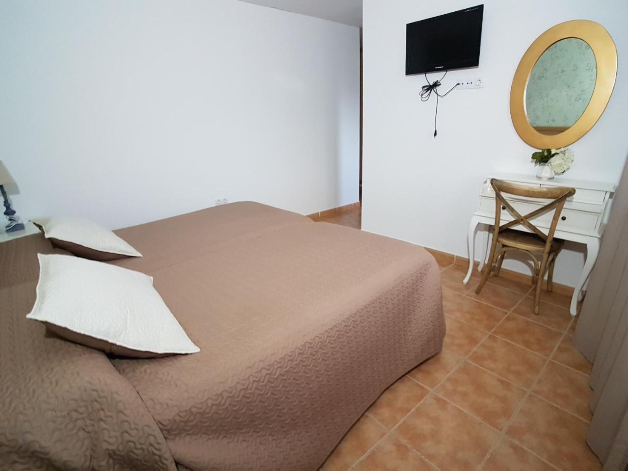 Hostal Meson La Era Ríogordo Exterior foto