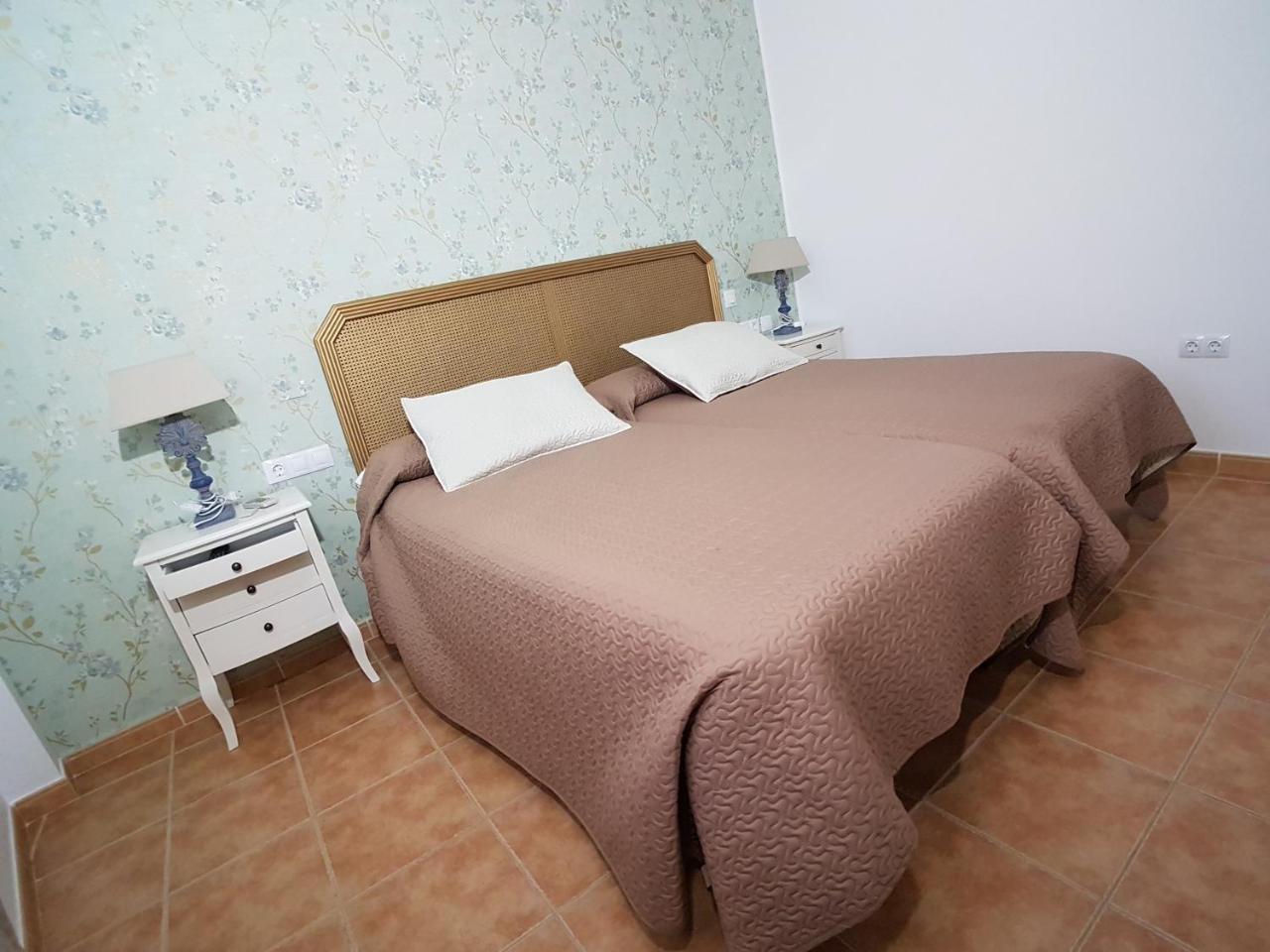 Hostal Meson La Era Ríogordo Exterior foto